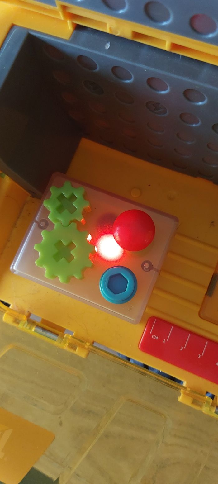 Camion de chantier Caterpillar - photo numéro 5