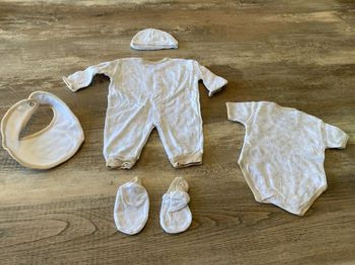 Ensemble trousseau maternité bébé all star football américain 3 /6 mois - photo numéro 4