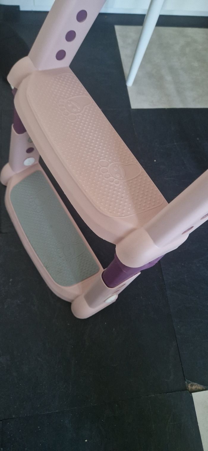 10 euro échelle enfant toilette comme neuf - photo numéro 2