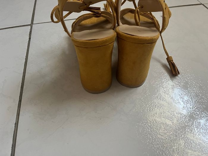 Nu pieds - photo numéro 3