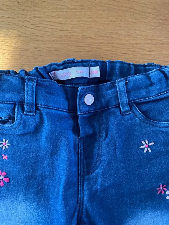 Jeans fille 24 mois - photo numéro 2