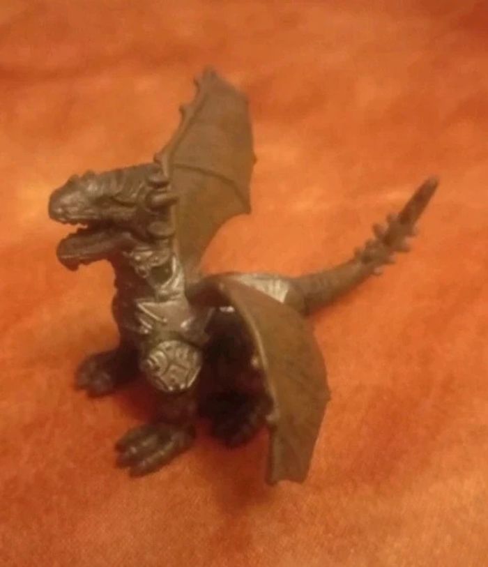 Figurine dragon en PVC