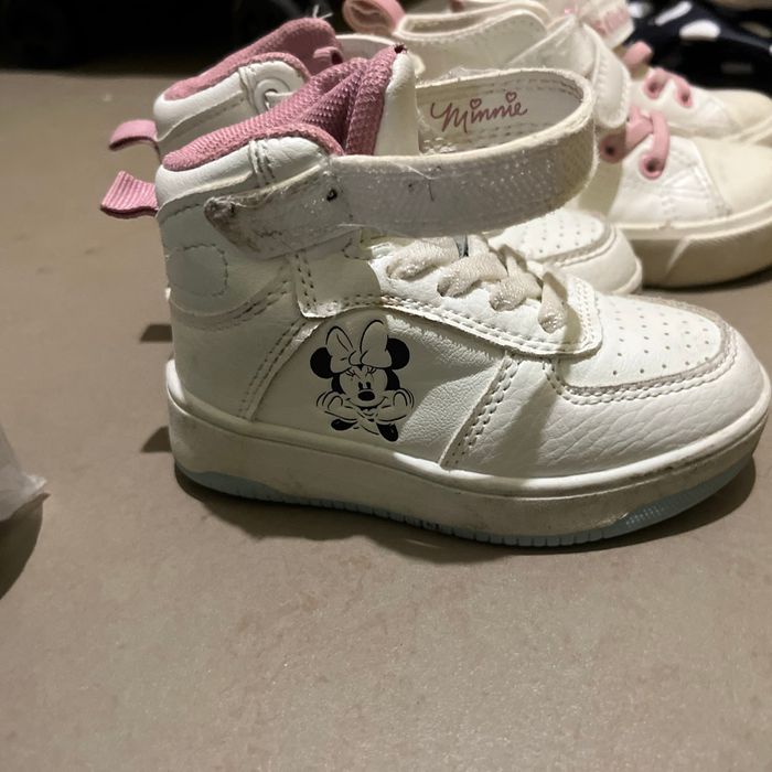 Deux paire de chaussures - photo numéro 2
