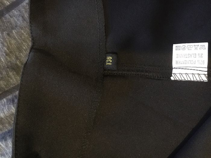 Pantalon noir - photo numéro 4