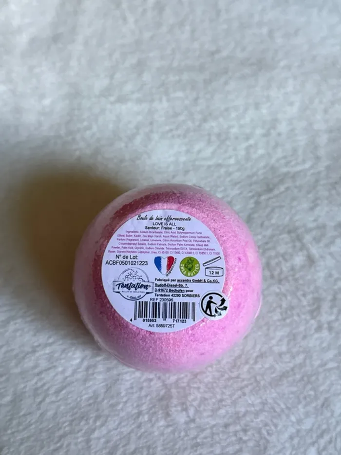 Bombe de bain fraise - photo numéro 2