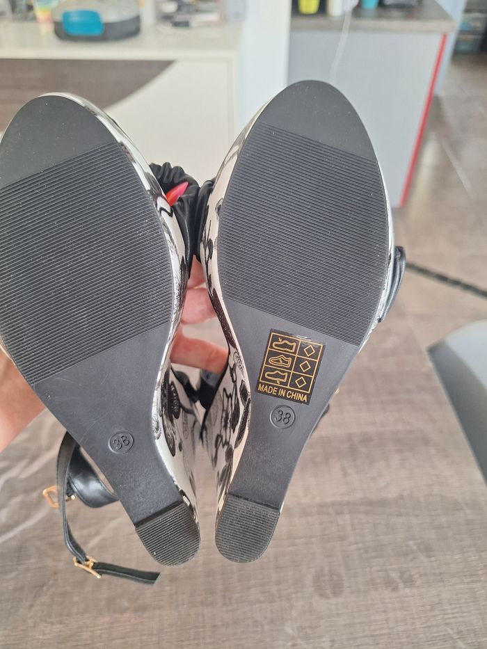 Talon ete femme - photo numéro 2