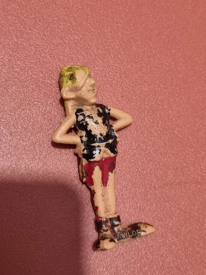 figurine  huilor 1967 Asterix et les normands Goudurix - photo numéro 4