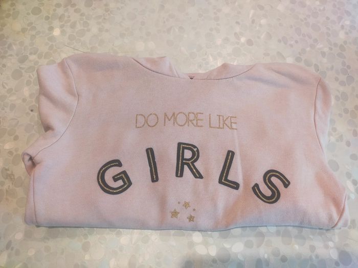 Pull a capuche rose Kiabi 10 ans . - photo numéro 6