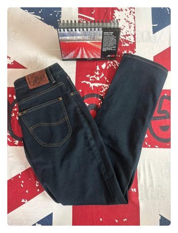 Jeans Lee style vintage bleu foncée taille 40  patte large