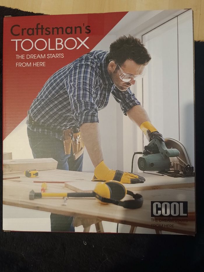 Coffret à outils 26 pièces avec sa perceuse fonctionnelle