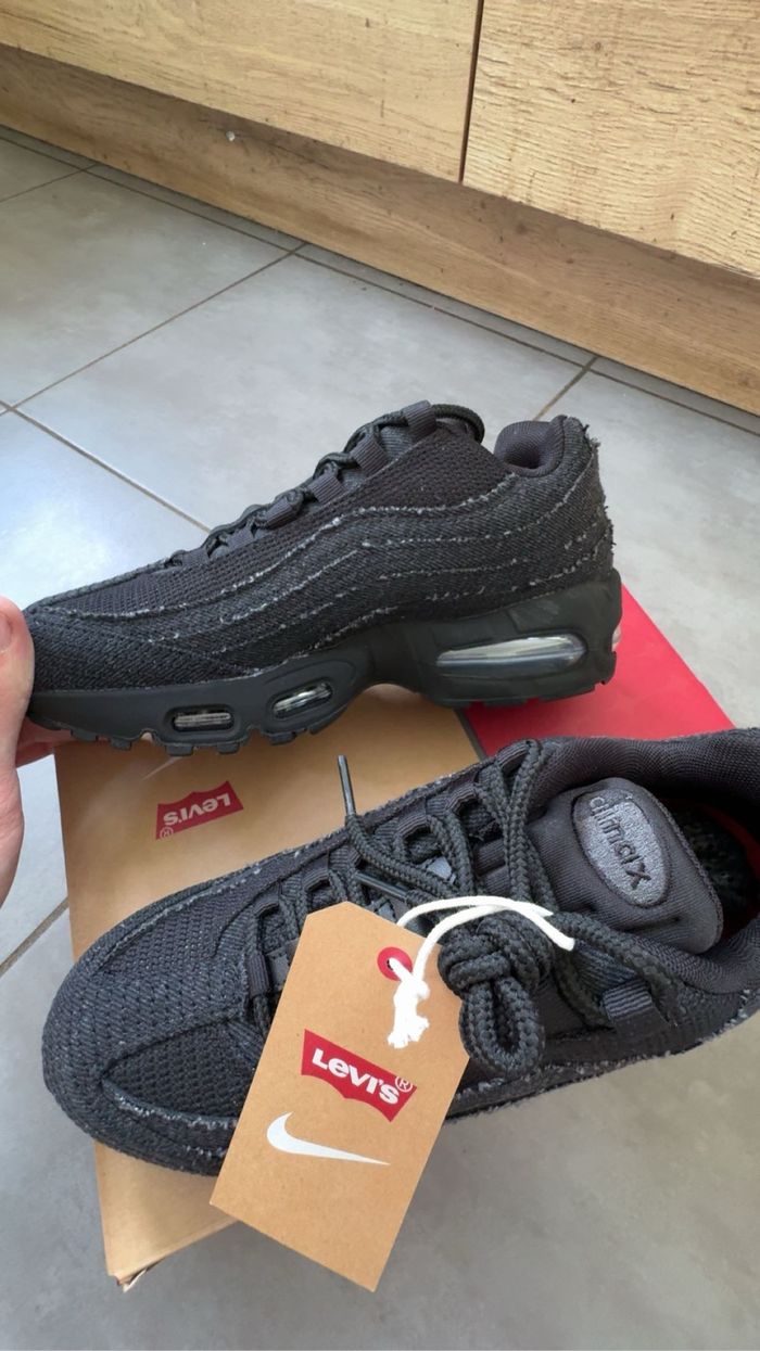 Nike air Max 95 OG x levi’s - photo numéro 3
