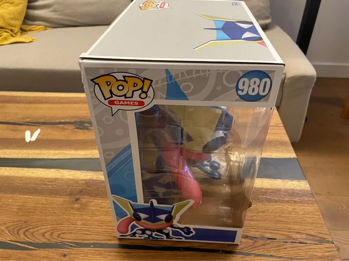 Funko Pop! Games: 10" Pokémon - Jumbo Greninja (Amphinobi) Exclusive Figure #980. - photo numéro 4