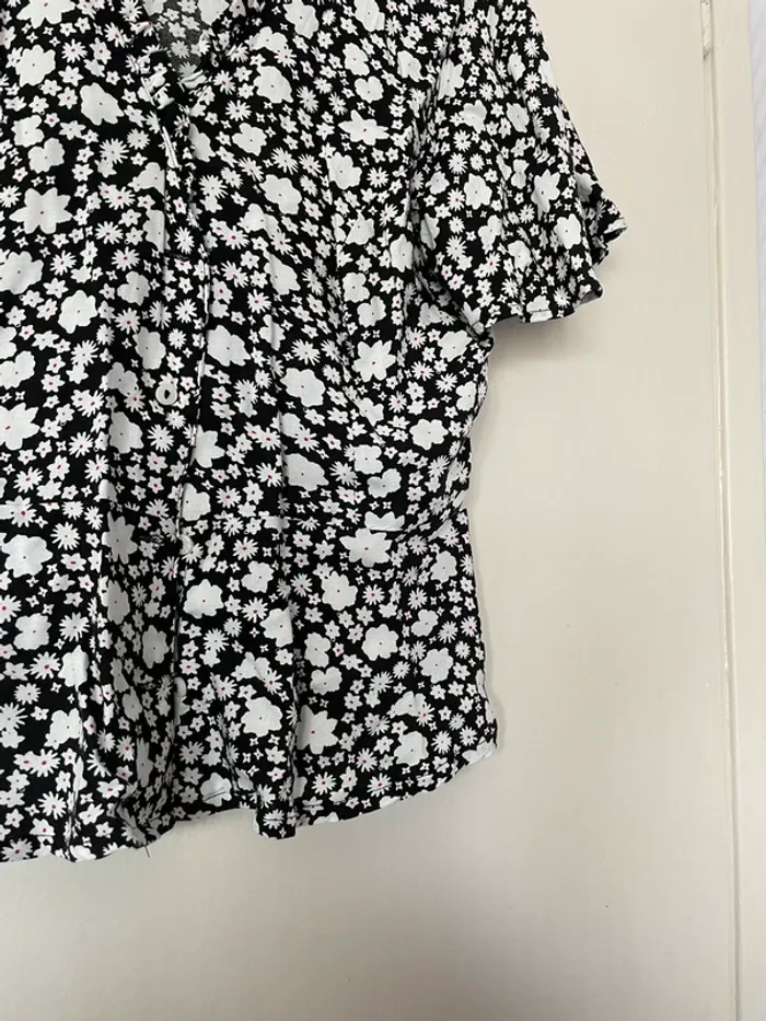 T-shirt floral - photo numéro 3