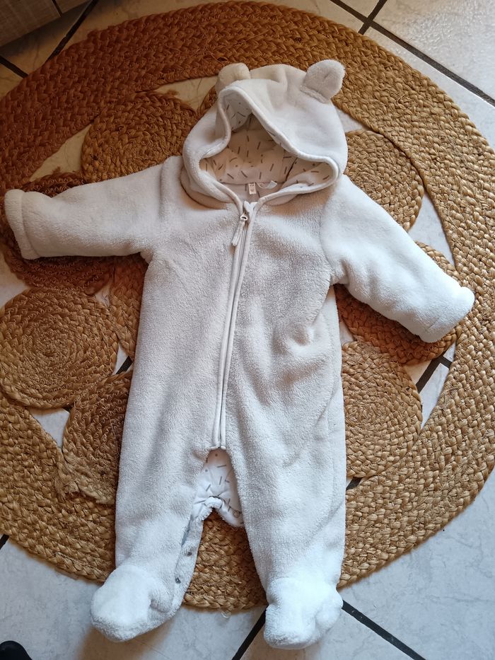 Combinaison blanche 6 mois