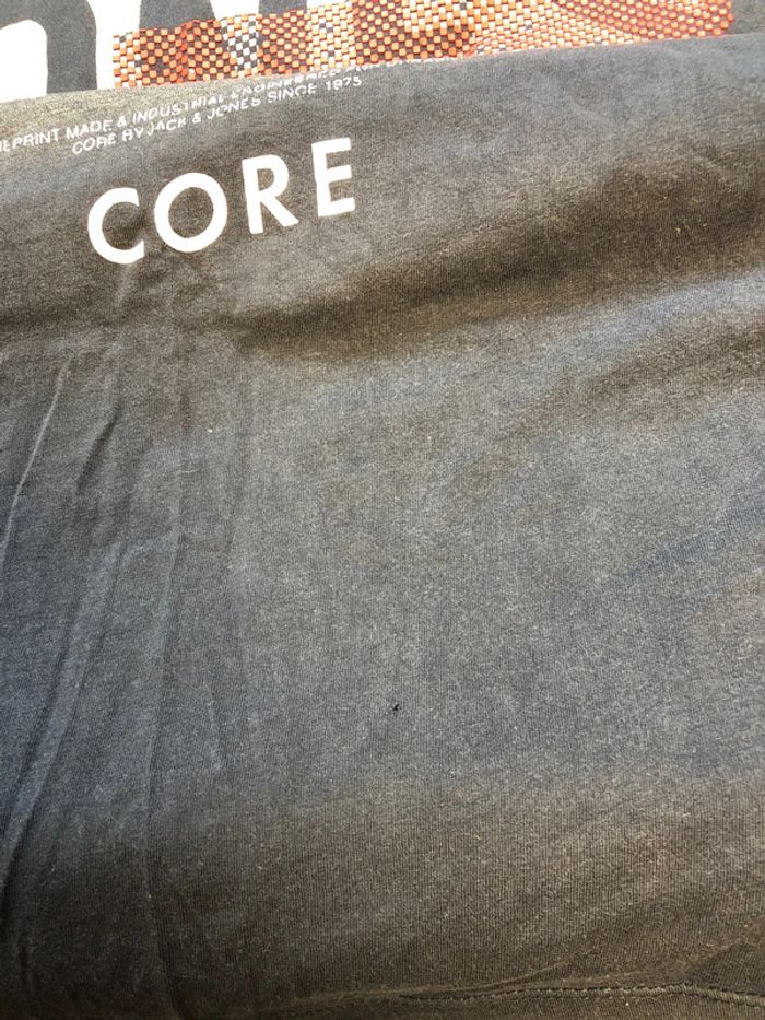 TEE shirt - photo numéro 2