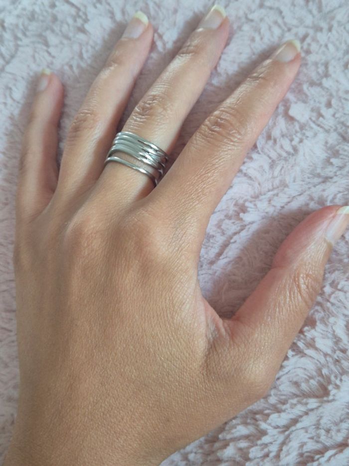 Jolie bague bandeau en acier - photo numéro 4