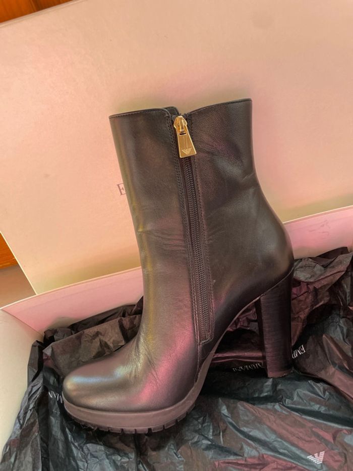 Emporio Armani Bottines noire taille 39 - photo numéro 4