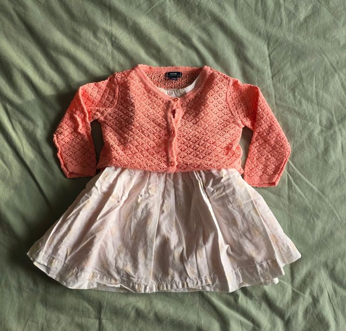 Gemo Kiabi Ensemble Robe Réversible Gilet Maille Très bon état 6 mois - photo numéro 2