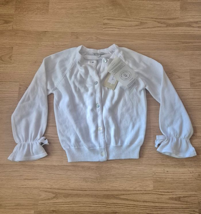 Gilet neuf fille taille 6-7 ans