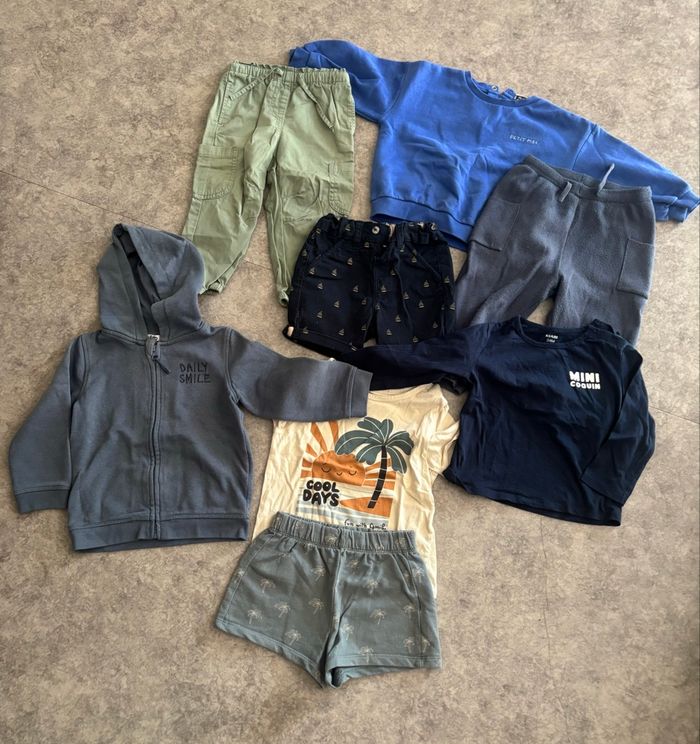 Lot vêtements garçon 24 mois