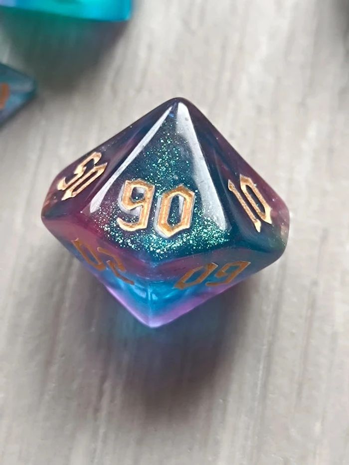 Lot de 7 dés turquoise irisé originaux pour activités - photo numéro 6