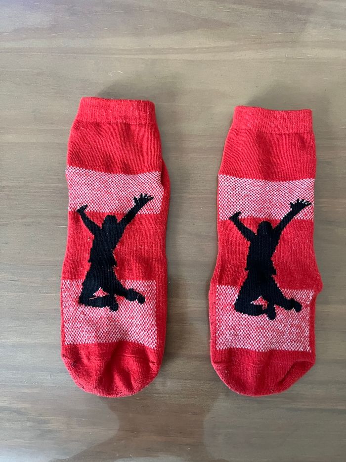 Chaussettes rouges antidérapantes Taille L 34/36