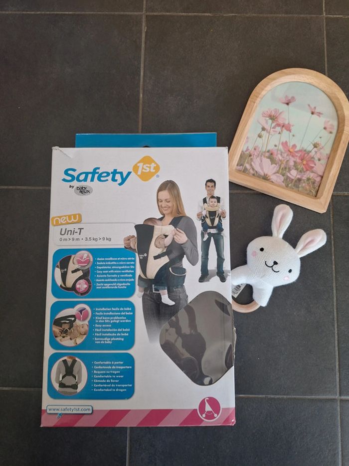Porte-bébé utilisé une fois avec boîte Marque safety très bon état