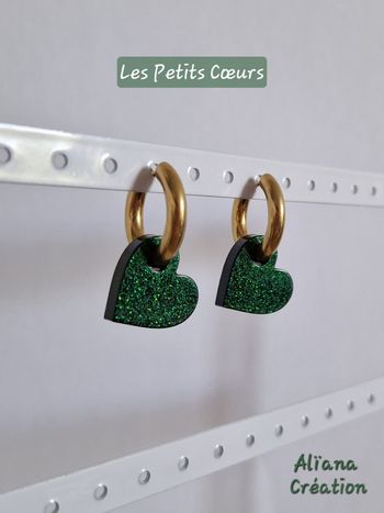 Boucles d'oreilles 🖤