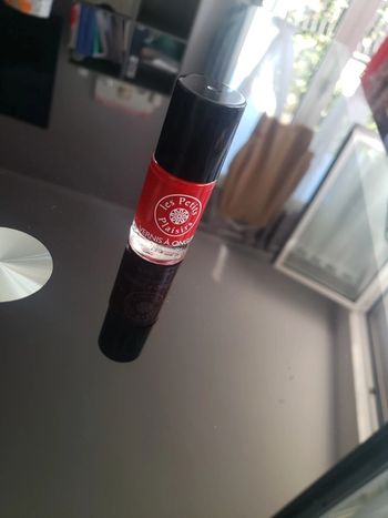 Vernis à ongles rouge