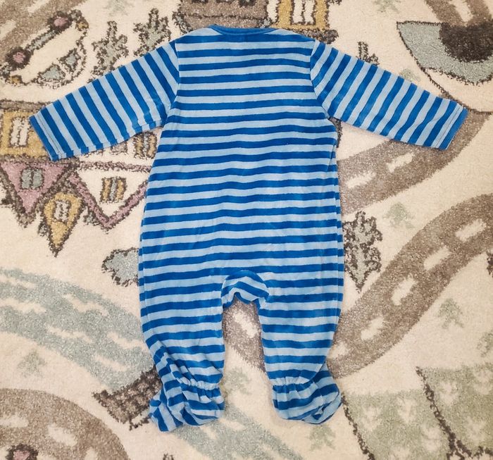 Pyjama 👶🏼 - photo numéro 2