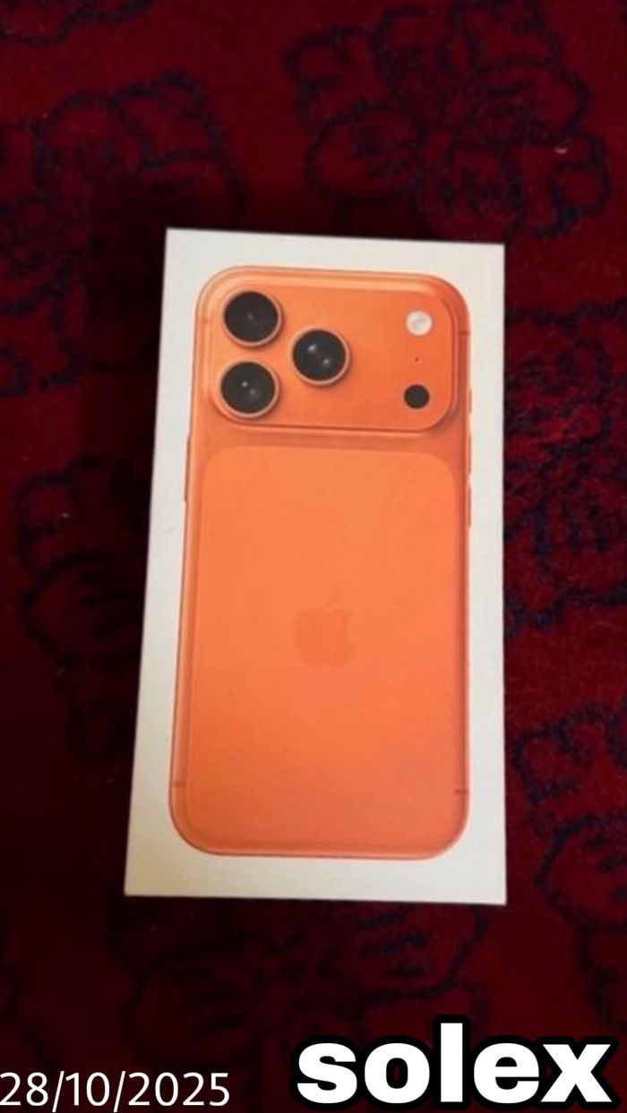 17 pro orange