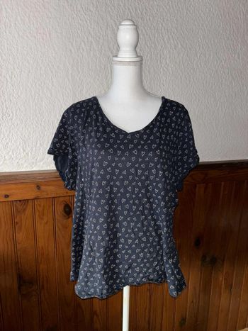 T-shirt bleu marine motifs cœurs Kiabi Taille 5XL / 50