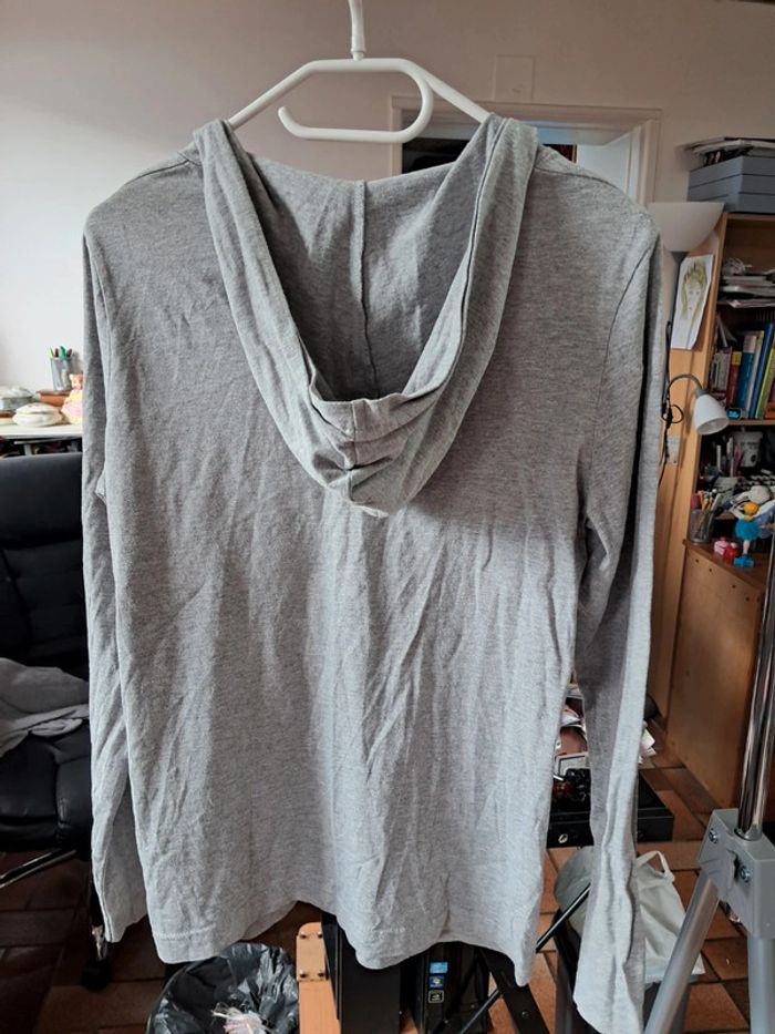 Joli tee-shirt manches longues à capuche, gris, détails boutons et petit nœud devant - T.40 - photo numéro 2