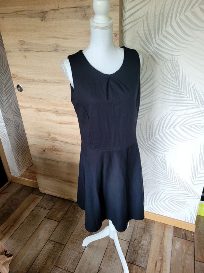 Robe noir femme fleur de sel Paris taille 42 - photo numéro 2