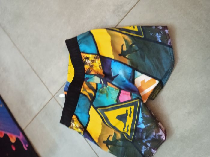 Short doublé à motif. Neuf freegun - photo numéro 6
