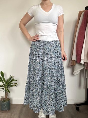Rainbow Jupe longue fleurie bleue – Taille 36 – Très bon état