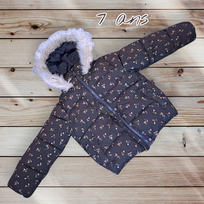 🖤🧥 Doudoune chaude fille Vertbaudet – 7 ans 🧥🖤 - photo numéro 1