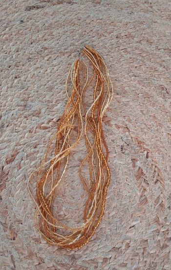 Collier 9 rangs de perles dorées