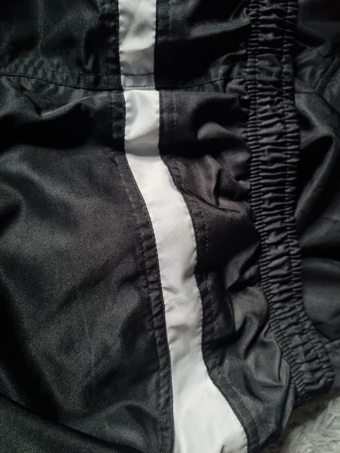 Pantalon noir transformable en pantacourt taille XL - photo numéro 9