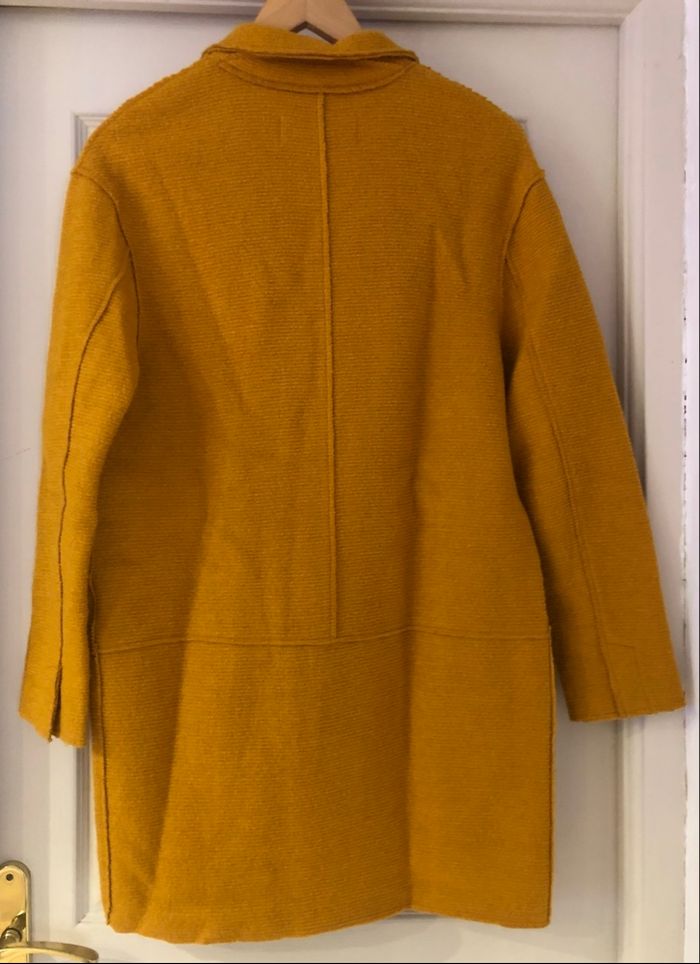 Manteau moutarde - photo numéro 4