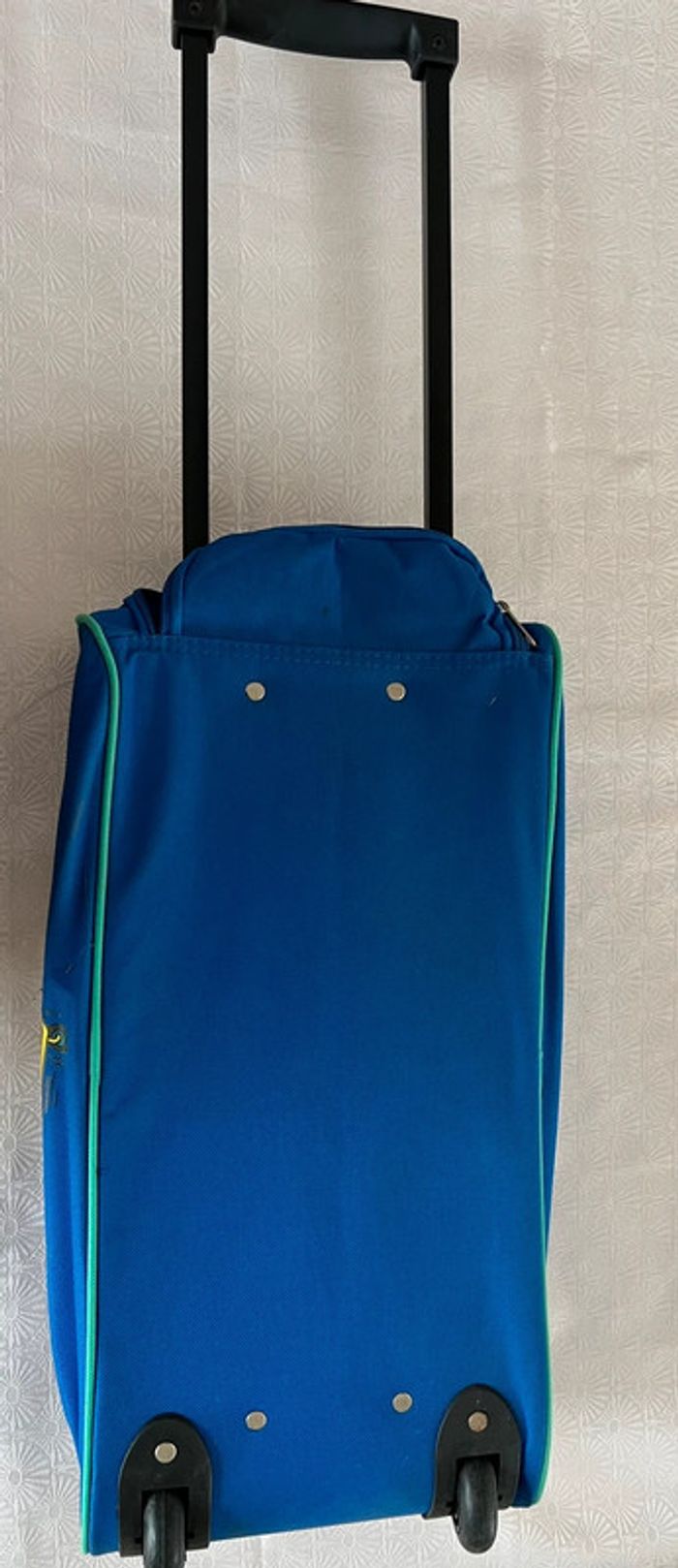 Sac de voyage enfant à roulettes - photo numéro 3