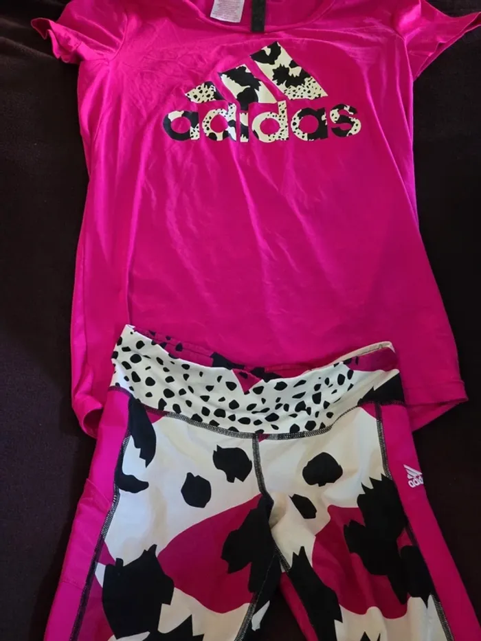 Ensemble tee-shirt et leggings Adidas original - photo numéro 2