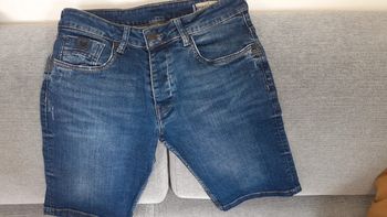 Bermuda jean kaporal