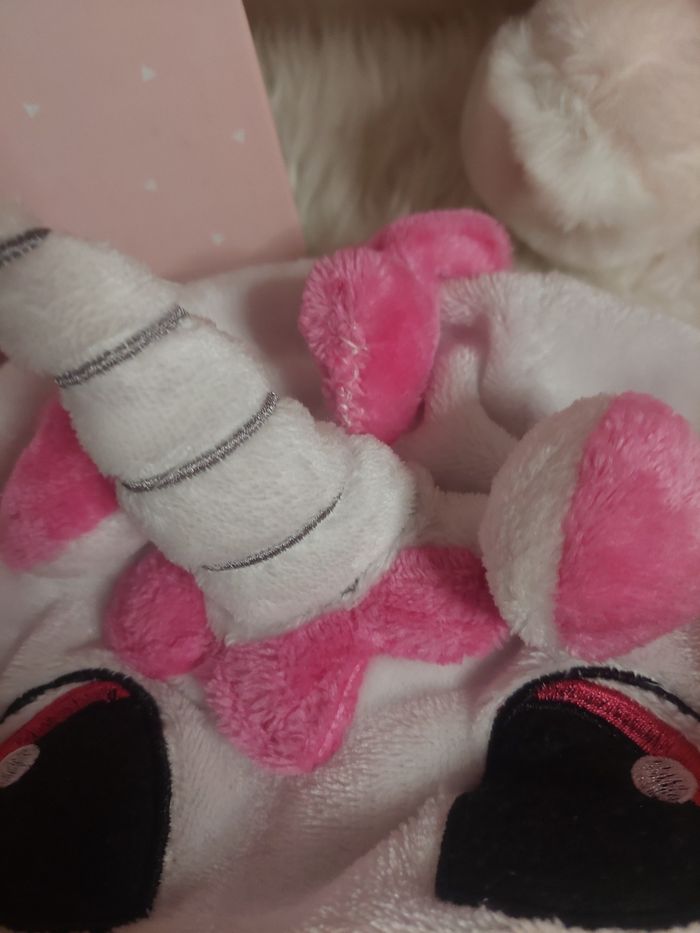 Combinaison pyjama capuche "licorne" fille ado chaud 10 ans (140cm) BE 🦄 - photo numéro 9