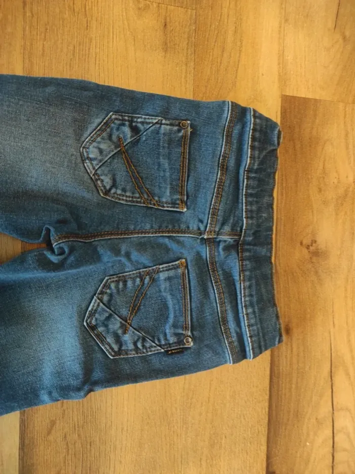 Pantalon 4 ans Name it en TBE - photo numéro 4