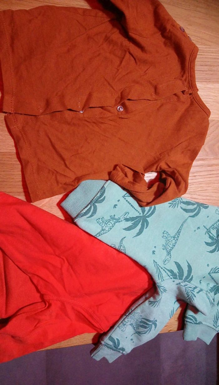 1 pull et 2 tee shirt manches longues - photo numéro 2