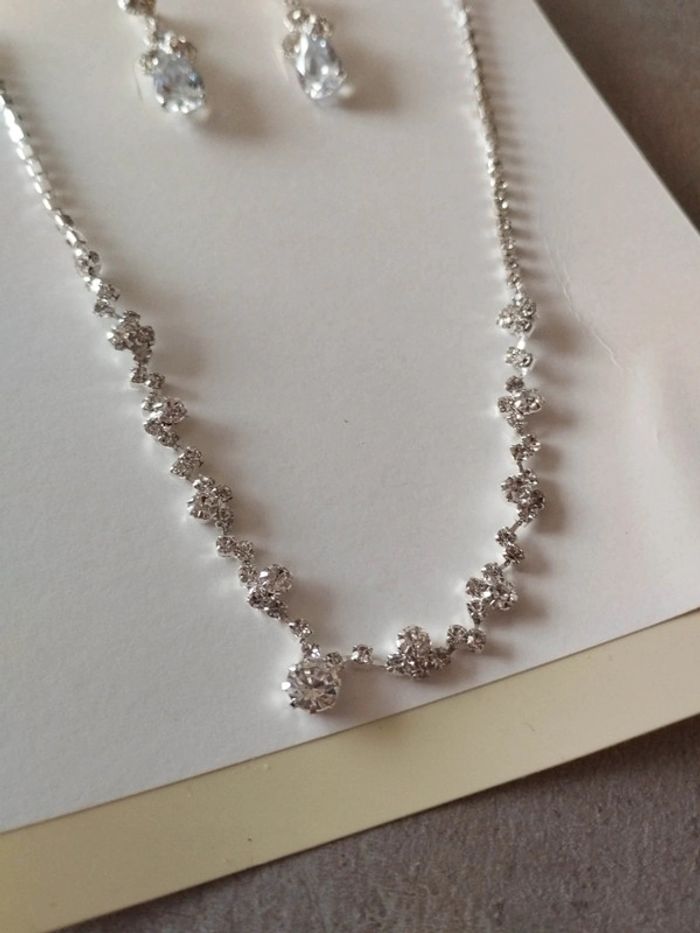 Parure Collier / Boucles d'oreilles - photo numéro 3