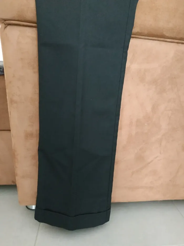 Pantalon bas de jambes légèrement évasés - photo numéro 5