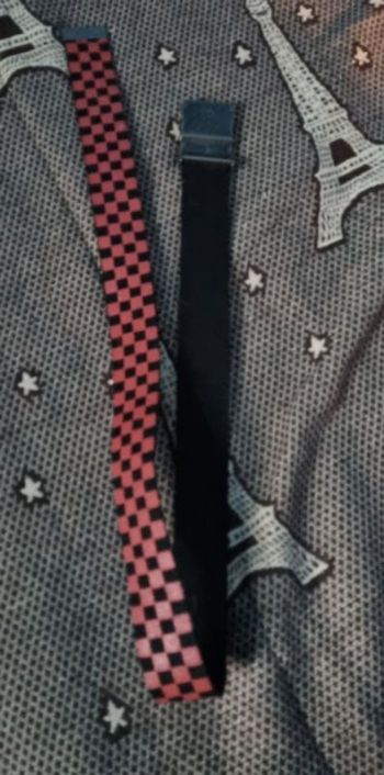 Ceinture noir et rouge