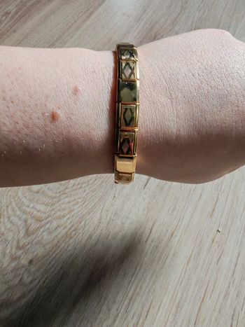 Bracelet magnétique extensible et flexible